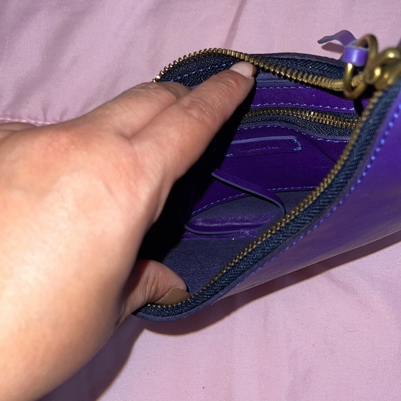 Purple Hand bag - Picture 2 of 2